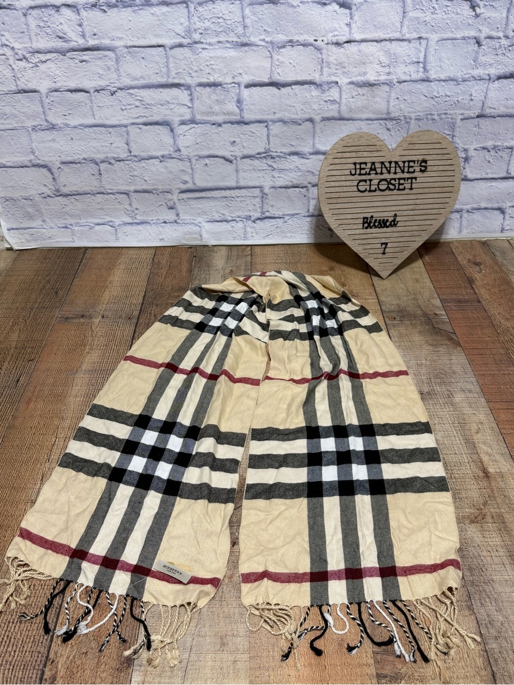 Burberry scarf fringe nova check